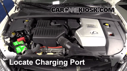 How to Add Refrigerant to a 1999-2003 Lexus RX300 - 2003 Lexus RX300 3